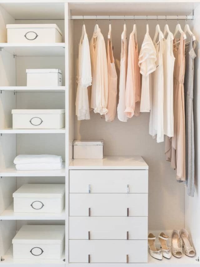 How To Have A Minimalist Closet Story